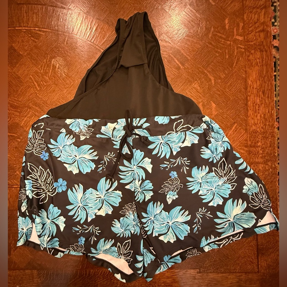 Black and Blue Floral Women's Swim Set - Picture 12 of 13